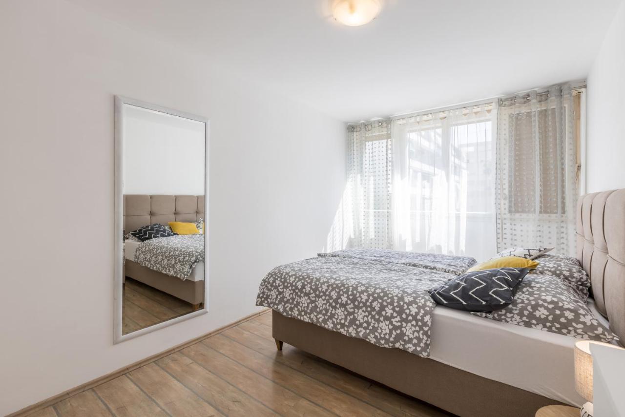 Sunny City Apartment สปลิท ภายนอก รูปภาพ