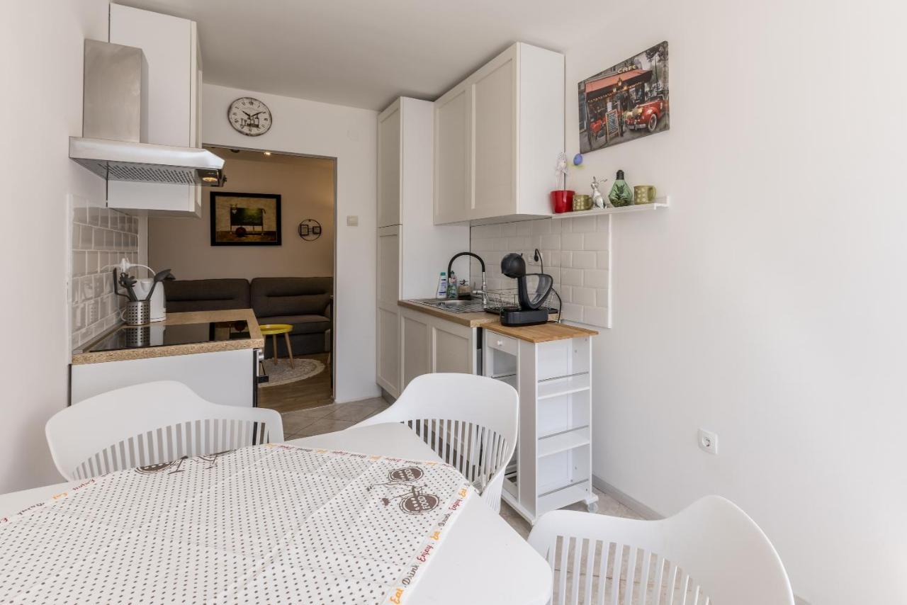 Sunny City Apartment สปลิท ภายนอก รูปภาพ